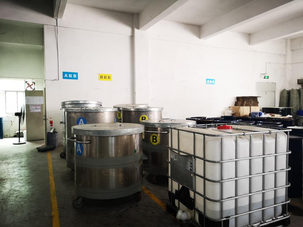 模具硅膠原料和制品儲存需留意的事項有哪些 ？